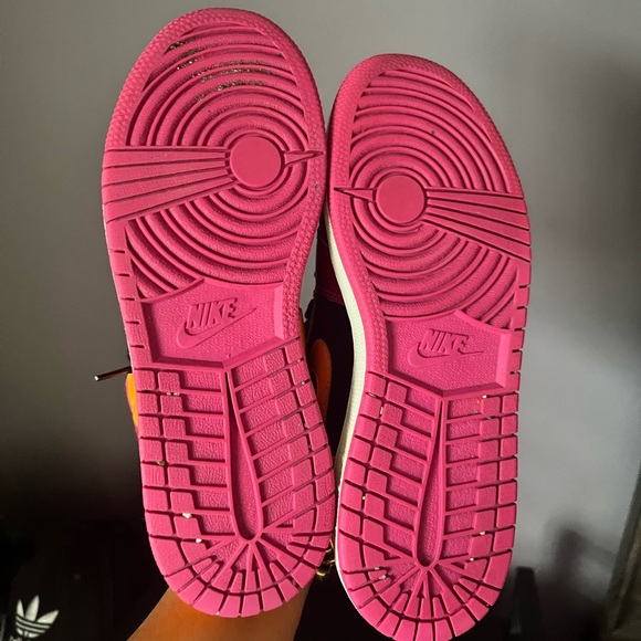 Jordans - Picture 9 of 9